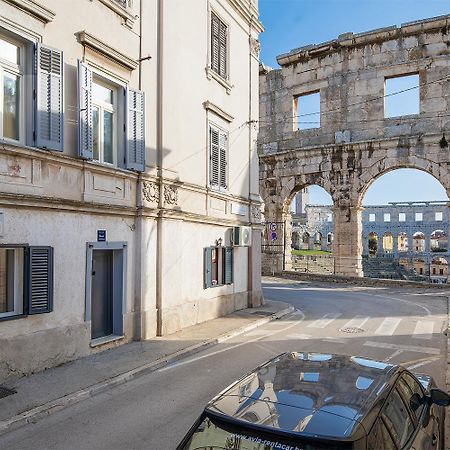 Elegant Apartment Next To Arena Πούλα Εξωτερικό φωτογραφία